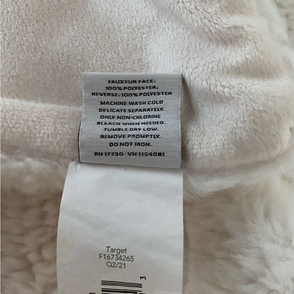 Project 62 Ribbed Faux Fur Throw Blanket - Picture 5 of 6